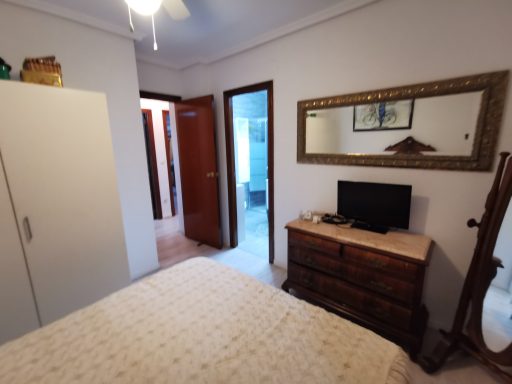 Habitación con aseo privado